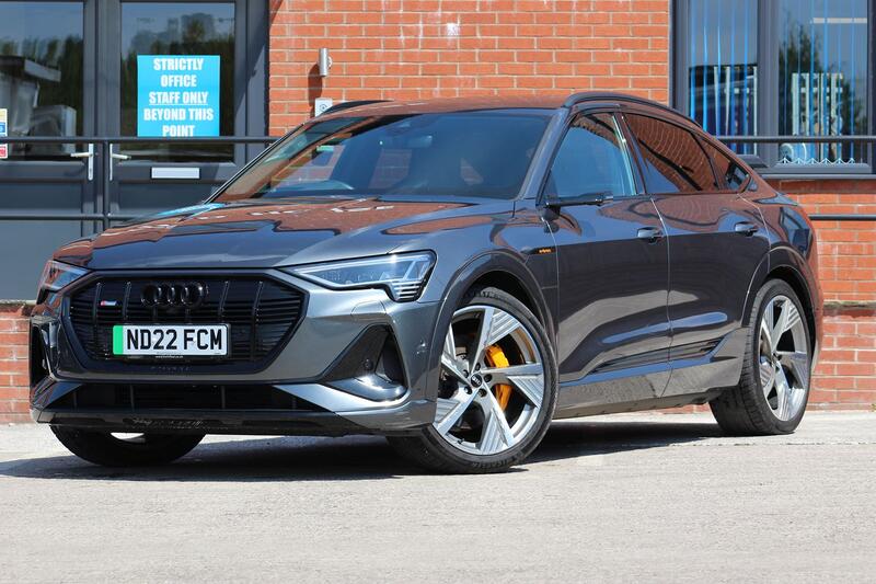AUDI E-TRON